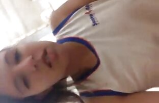 XXX Blowjob từ một mặc quần phim sex hd xxx áo SỮA.